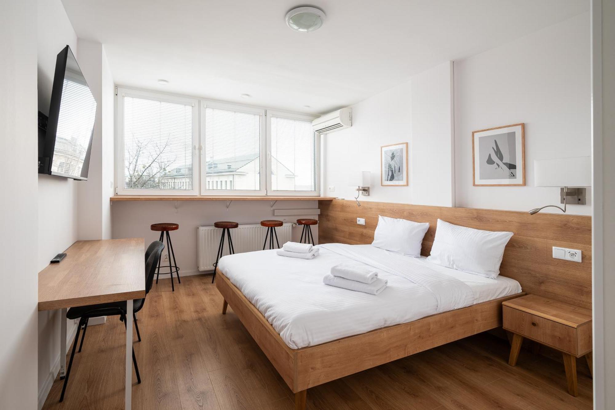 Krasinski Garden Comfort Apartment *